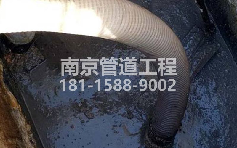 213栖霞抽粪