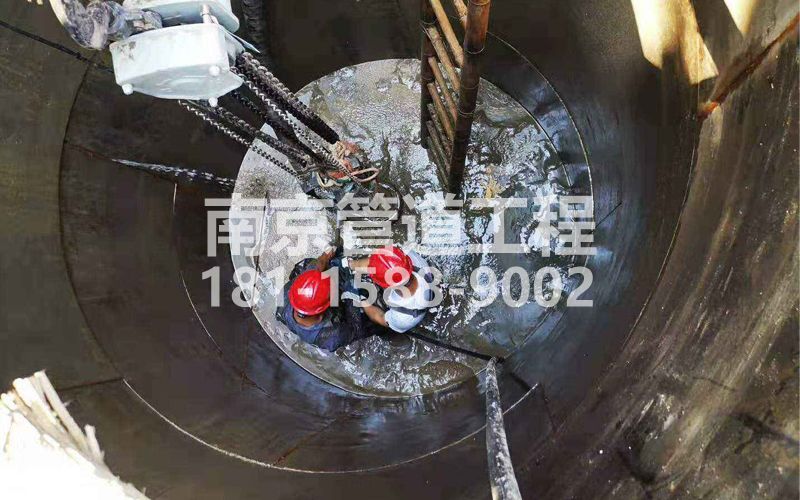 242栖霞污水池清理